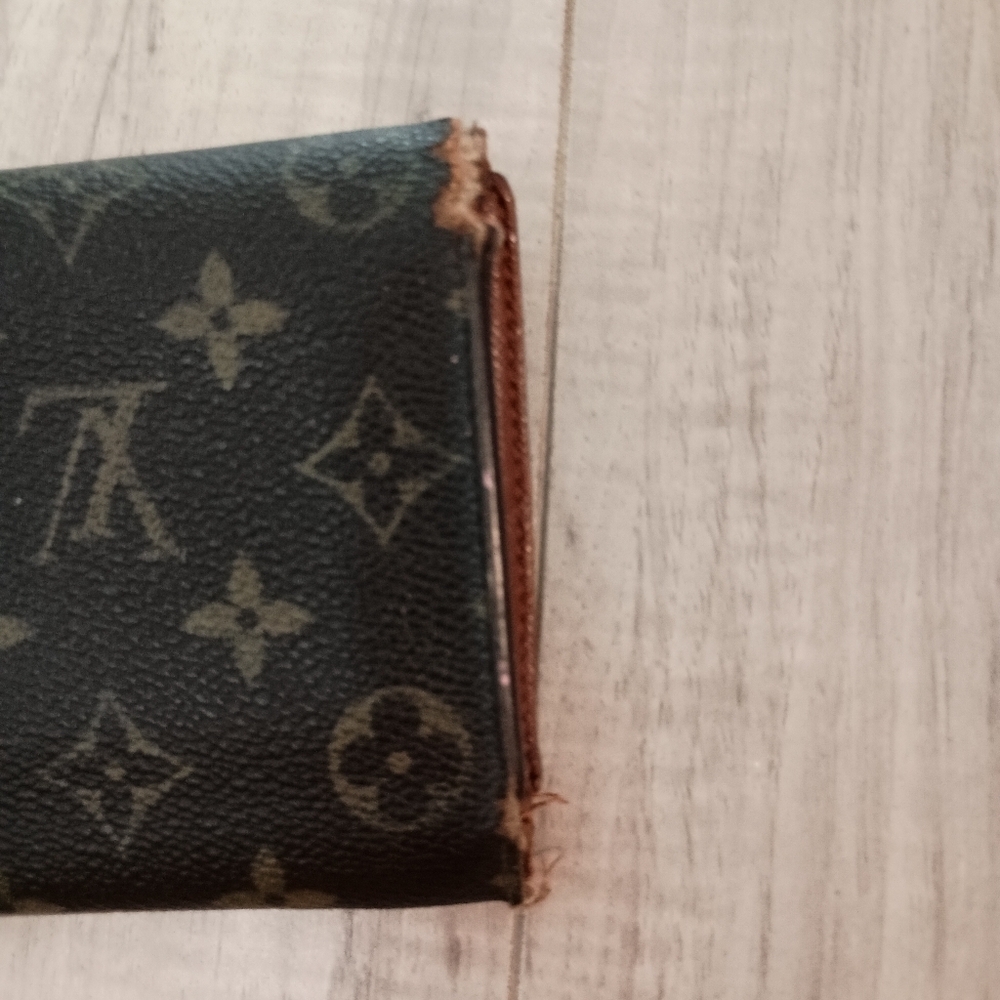 Louis Vuitton Vintage Monogram Porte Tresor International Wallet - Picture 3 of 12